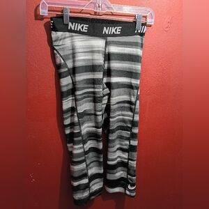 Nike Striped Leggings